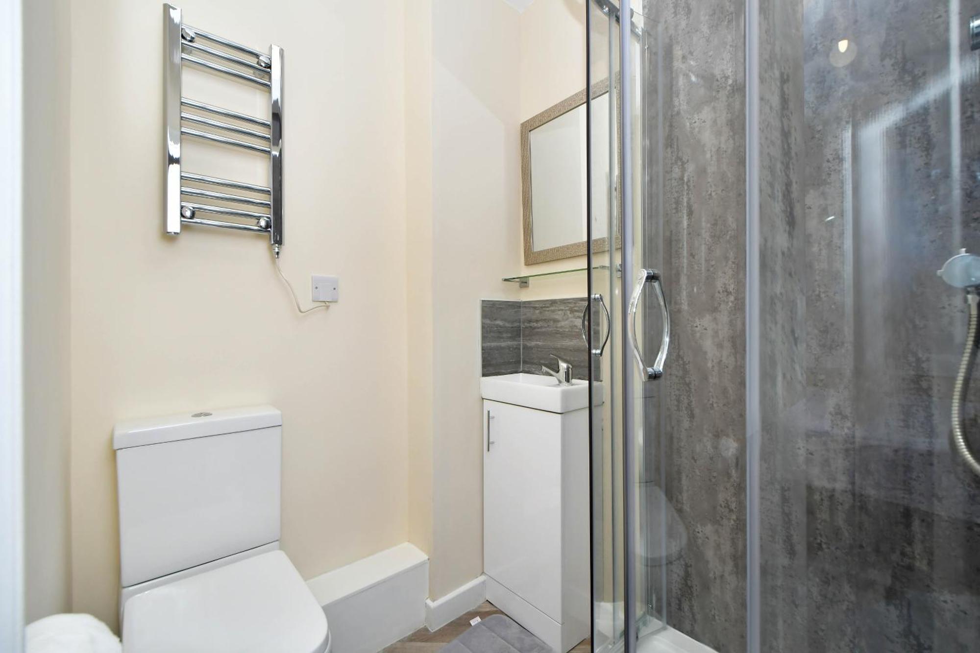 Townhouse At Alton Street Crewe Hotel Ngoại thất bức ảnh